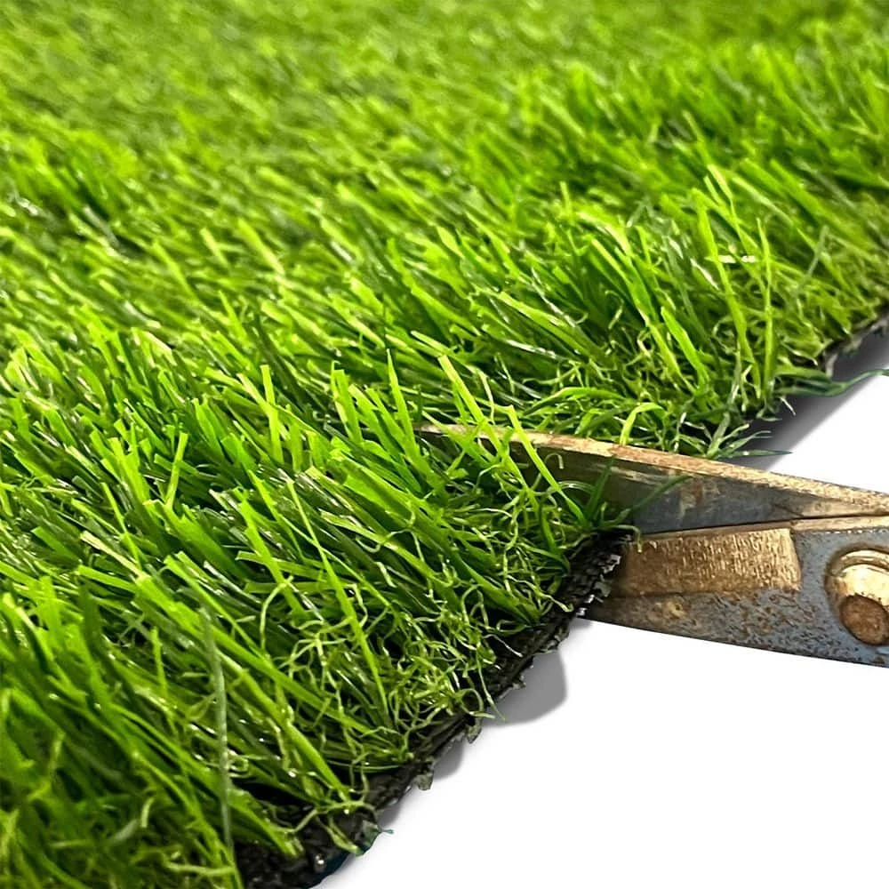 Wellco 6 ft. x 10 ft. Green Artificial Grass Carpet 1.18 in. Mat for Outdoor Garden Landscape Balcony Dog Grass Rug - Image 8